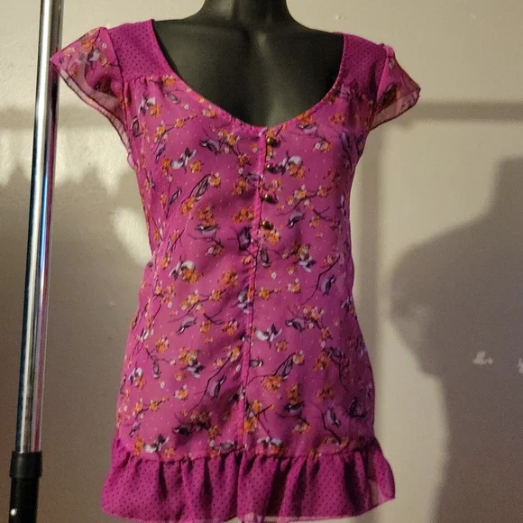 SOLD. Belle du Jour "Into the Woods" Semi-Sheer Tie-Waist Top - Picture 2 of 12